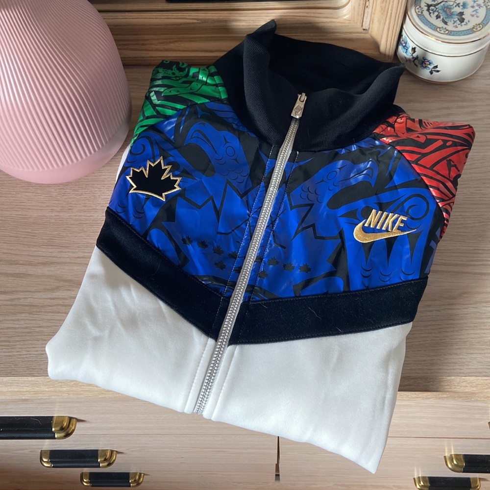Vintage Nike Sportswear Sweater / Jacket
